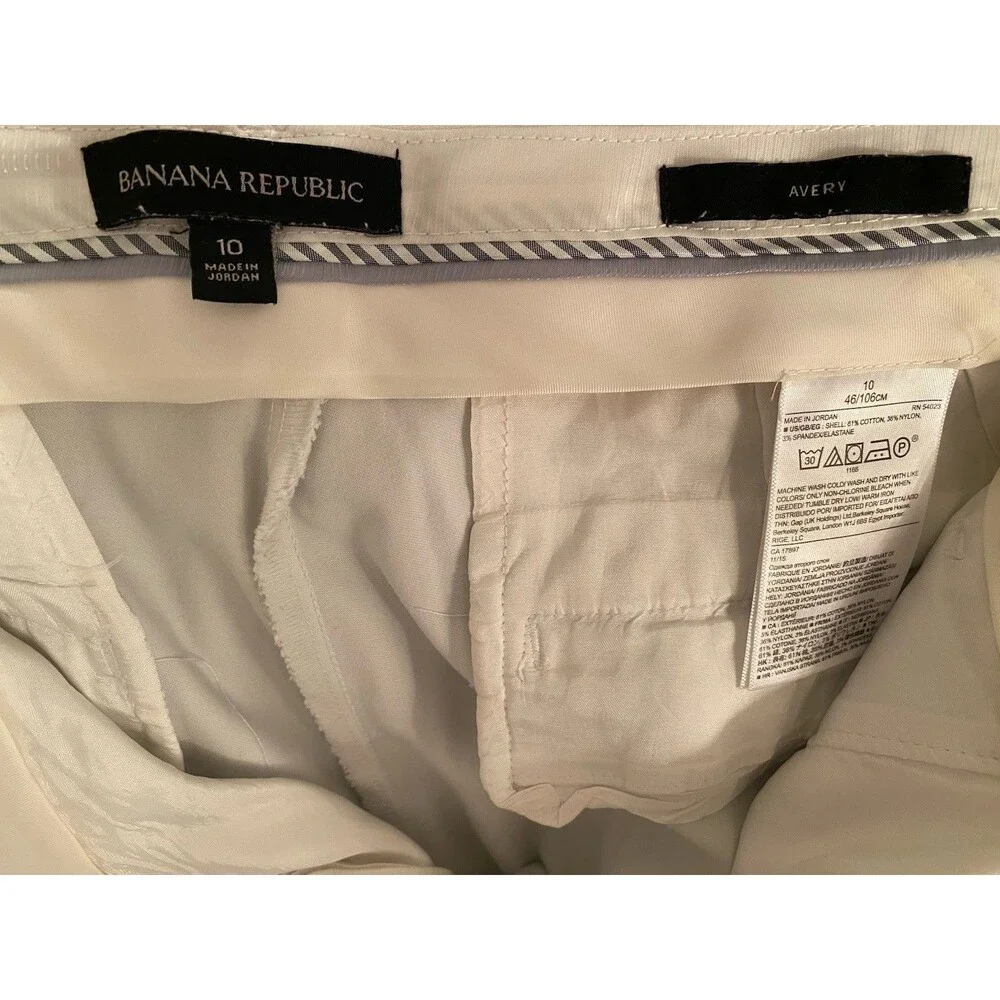 Banana Republic product pair